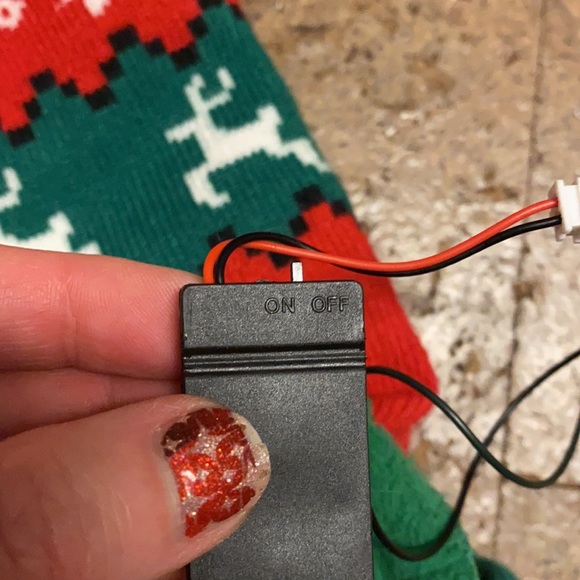 Merry Pug Mas Lighted Hat - Picture 8 of 8